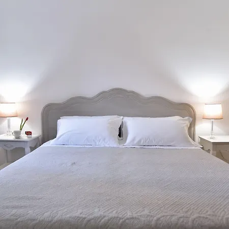 Palazzetto Barnaba بيت ضيافة 4*