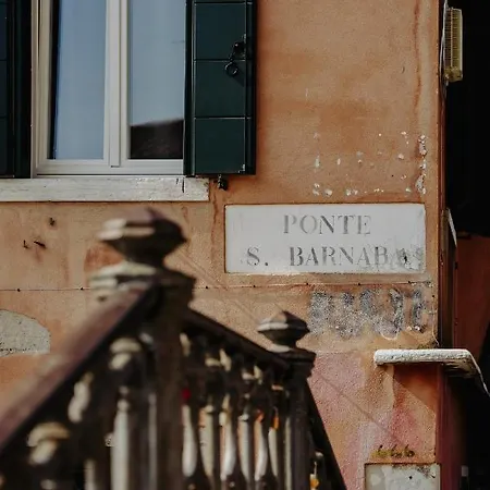 Palazzetto Barnaba Pensión *