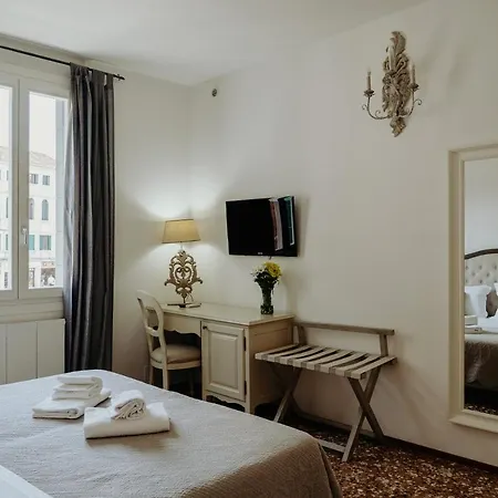 Palazzetto Barnaba *