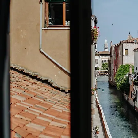 Palazzetto Barnaba Pensión Venecia